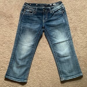 Miss Me Crop/Capri Jeans Size 28